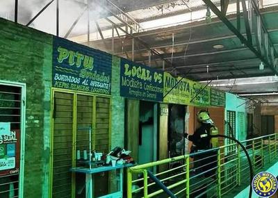 Incendio afectó seis locales del Mercado Municipal N° 1 de Luque •