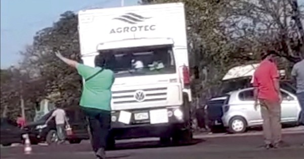 La Nación / Viralizan videos y audios del actuar de camioneros