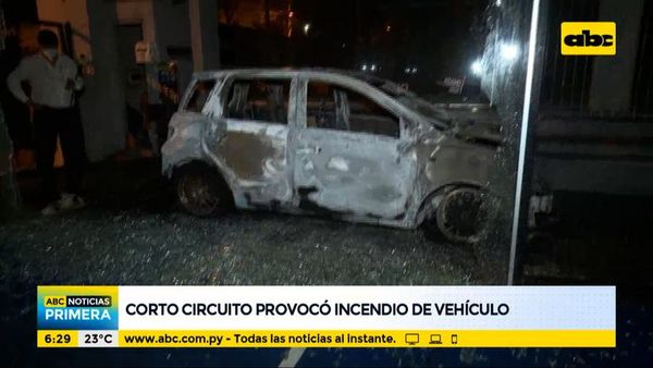 Cortocircuito provocó incendio de vehículo - ABC Noticias - ABC Color