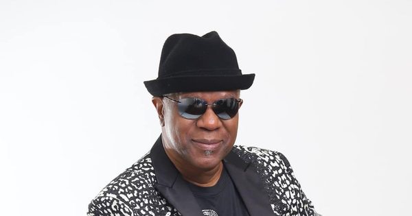 La Nación / Fallece Dennis “Dee Tee” Thomas, cofundador de Kool and the Gang