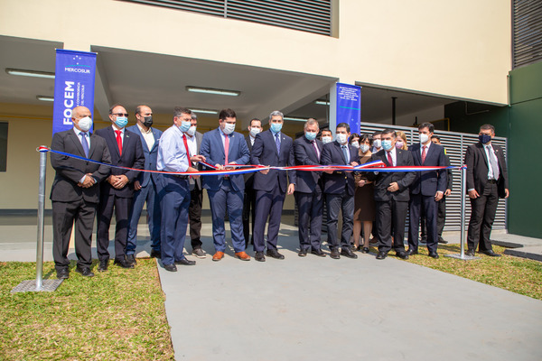 Se inauguró Laboratorio de Bioseguridad para diagnósticos de enfermedad animal