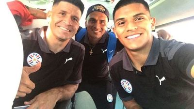 Los Pynandi: llegada y primer entrenamiento en la sede del Mundial - Polideportivo - ABC Color