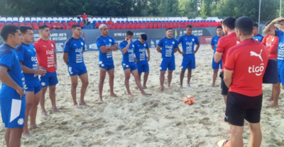 Diario HOY | Albirroja de playa realiza primera movilización en sede del mundial