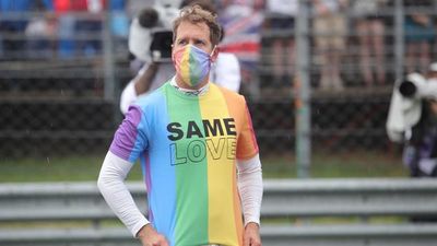 FIA no admite revisión de la descalificación de Vettel