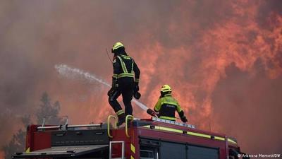 La UE y Estados miembro refuerzan operaciones de extinción de incendios en el Mediterráneo