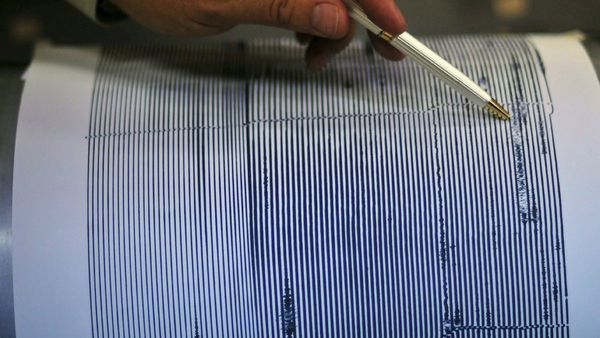 ¿Por qué terremotos moderados generan grandes tsunamis?