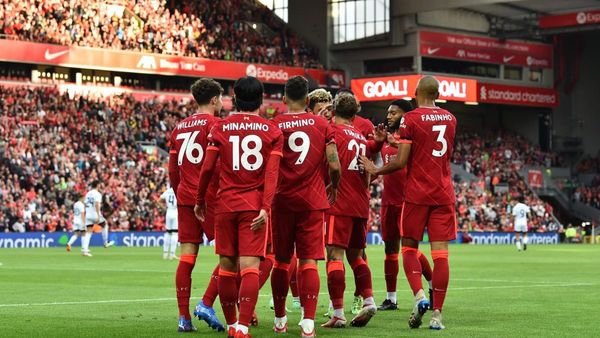Liverpool no da opción a Osasuna en el homenaje a Robinson