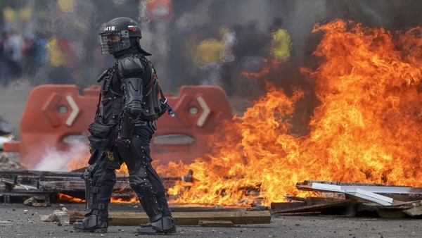 Las protestas antigubernamentales vuelven a la capital de Colombia
