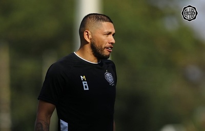 Ante últimas bajas, Olimpia improvisará defensa contra Flamengo