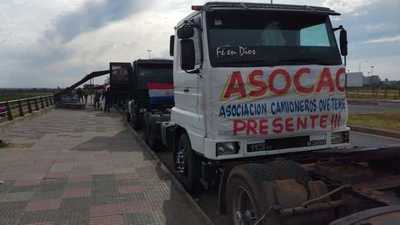 Paro de camioneros: Policía Nacional tiene orden de despejar rutas en caso que se cierren, dicen