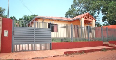 La Nación / Dirigente campesino ostenta una confortable residencia en Capiatá