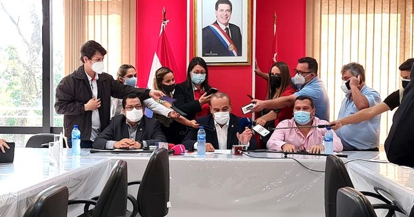 La Nación / Diputados de Honor Colorado anuncian rechazo de ley de fletes