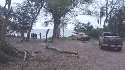 Crónica / Se volcó una canoa en el Ypoá y uno desapareció