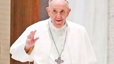 En Italia interceptan carta con tres balas para el Papa