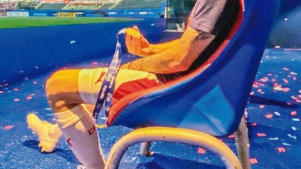 Villa cumplió su sueño de ser campeón y se marcha