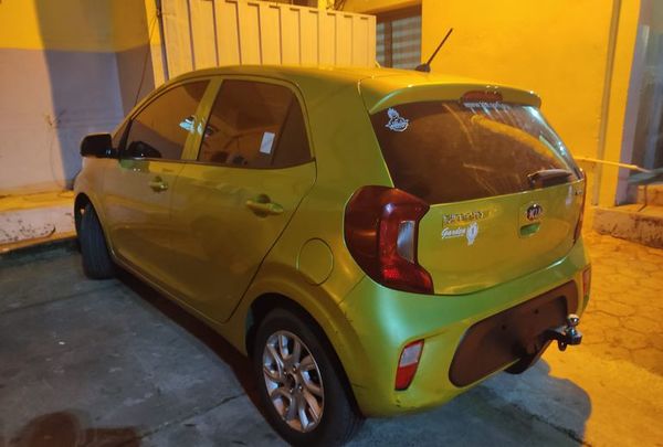 Detienen a una mujer con orden de captura en Luque - Nacionales - ABC Color