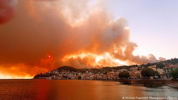 Grecia investiga si una organización criminal provocó incendios