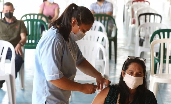 Diario HOY | Vacunados con Pfizer el 20 de julio van por segunda dosis