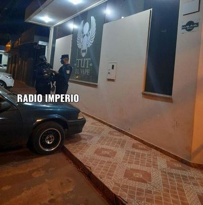 Disparan contra una tienda comercial en el barrio Mariscal Estigarribia