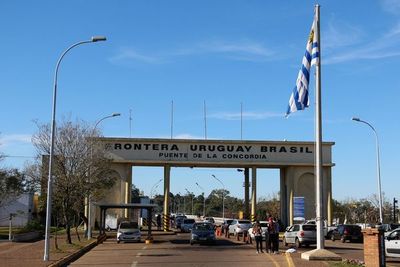 Uruguay abrirá fronteras a extranjeros con propiedades en el país
