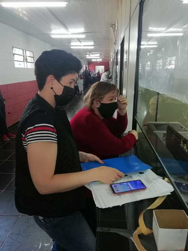 Denuncian a un dirigente “sintecho” y autoridades municipales de Minga Guazú - La Clave