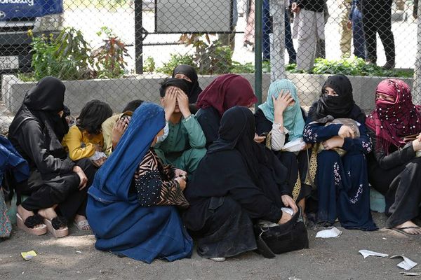 Afganistán: ofensiva de talibanes llena las calles de Kabul de civiles desplazados - Mundo - ABC Color