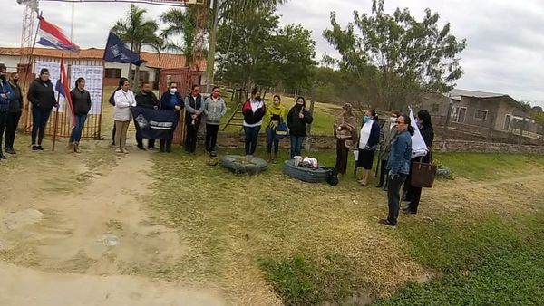 Docentes del Chaco y del Este también protestan por salario justo