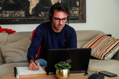 Uruguay aprueba el proyecto de ley que regulará el teletrabajo - MarketData