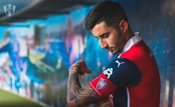 Mathías Villasanti está con destino a Porto Alegre para fichar por Gremio