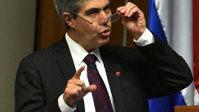 Juez otorga medidas alternativas a Pedro Ferreira, ex titular de la ANDE