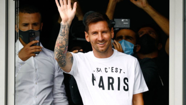 Paraguayo relató cómo viven los franceses el arribo de Lionel Messi al PSG