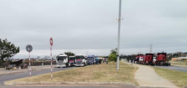 “Ya es tiempo que alguien se preocupe por el sector transporte que está huérfano hace años” - Megacadena — Últimas Noticias de Paraguay