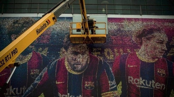 Borran a Messi del Camp Nou