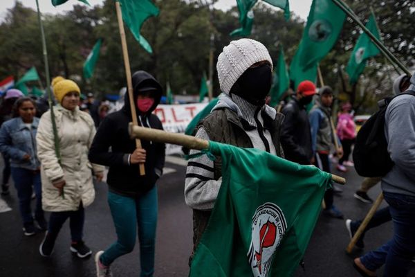 Campesinos permanecerán en Asunción y marcharán hasta la Fiscalía - Nacionales - ABC Color