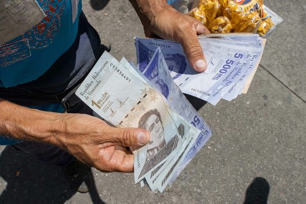 La oposición venezolana augura que la reconversión monetaria generará más inflación - MarketData