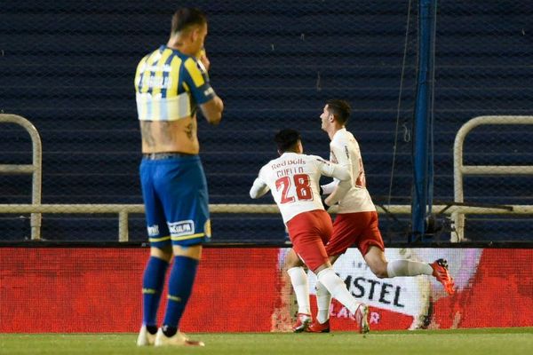 Una lluvia de goles en Argentina deja a Bragantino cerca de la semifinal - Fútbol Internacional - ABC Color