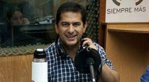 Carlos Báez deja La Unión y arriba a la 780 AM