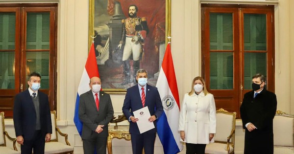 La Nación / Estado recibió 15 inmuebles