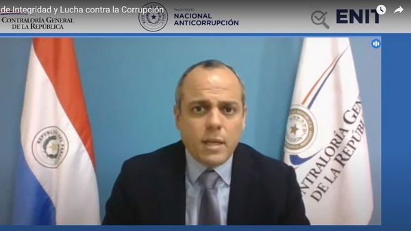 Durante jornada anticorrupción el contralor insistió en auditar Itaipú