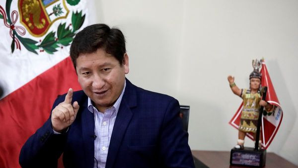 Primer ministro de Perú, imputado por corrupción