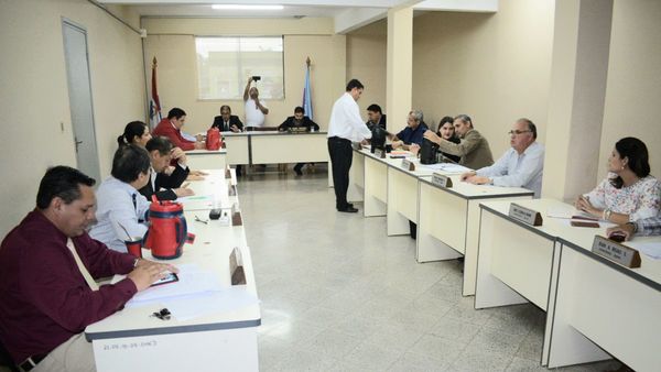 Concejales de Guairá denuncian una obra