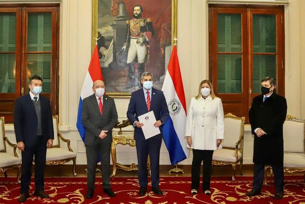 Estado se posesiona de 15 inmuebles del clan de narcos “García Morínigo” - Nacionales - ABC Color