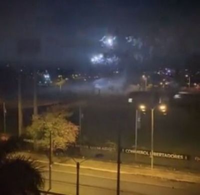 “Son las cinco de la mañana y siguen los fuegos artificiales” - Olimpia - ABC Color