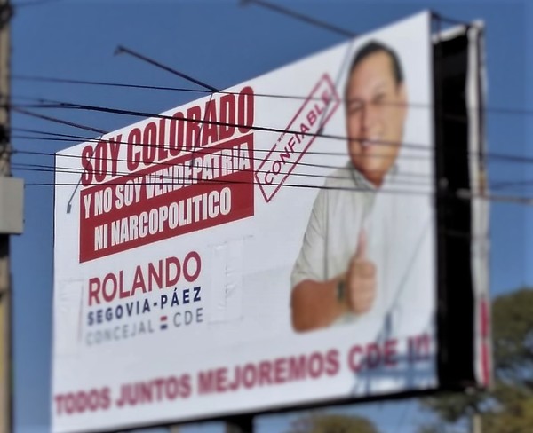 “NO soy NARCOPOLITICO” y le QUEMARON