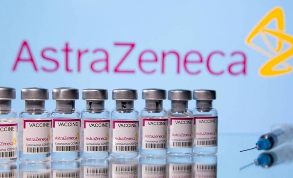 Diario HOY | Chile inicia inoculación de terceras dosis con AstraZeneca a los mayores