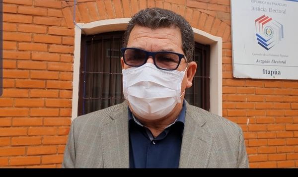 Delitos informáticos: Intendente denuncia hackeo de su cuenta de WhatsApp