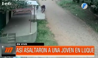 Así asaltaron a otra joven en Luque | Telefuturo