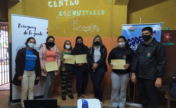 Madres de Caaguazú culminaron talleres sobre crianza positiva | .::Agencia IP::.