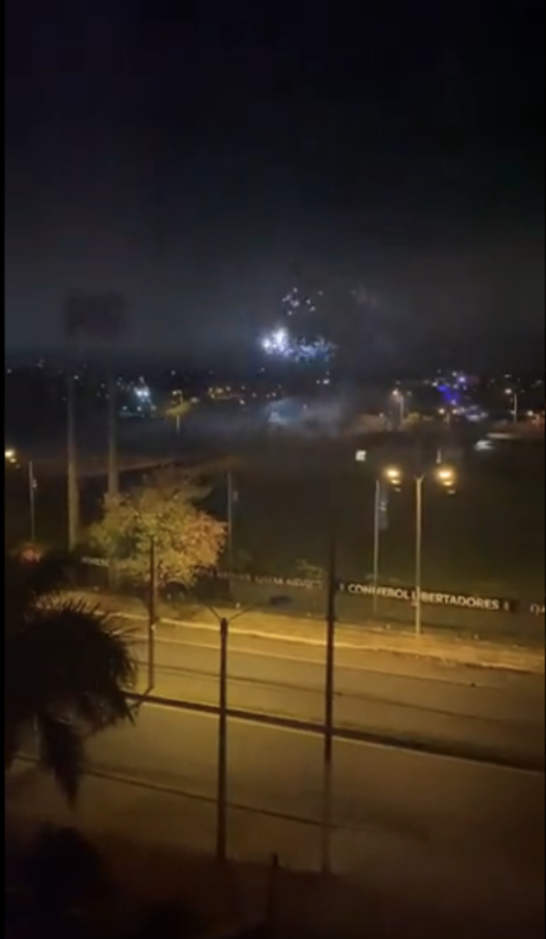 Hinchas de Olimpia 'visitaron' de madrugada el hotel de Flamengo