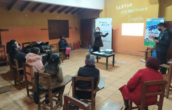 Madres del Bo. El Triunfo de Caaguazú culminan talleres sobre crianza positiva